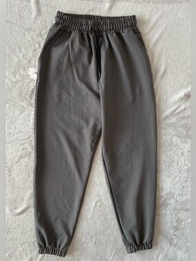 Men’s Jogger Pants Elastic Waist Athleisure Minimal Streetwear